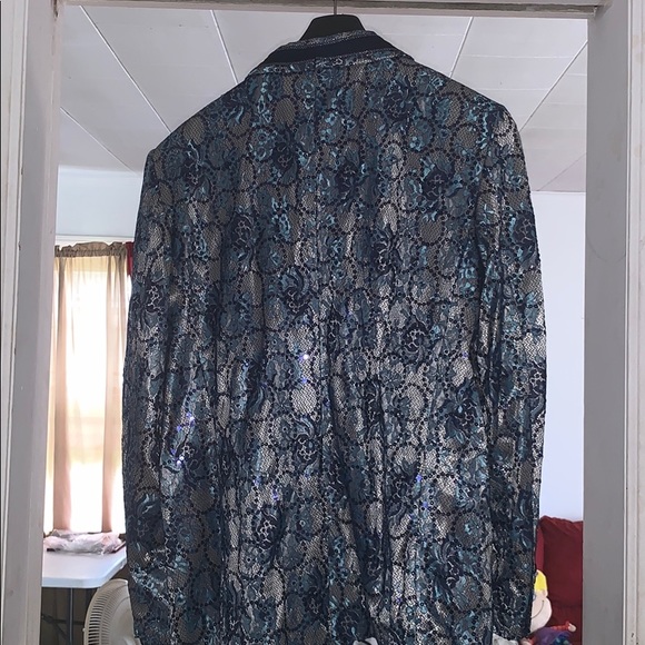 Sequins blazer! Worn one time - Picture 3 of 4